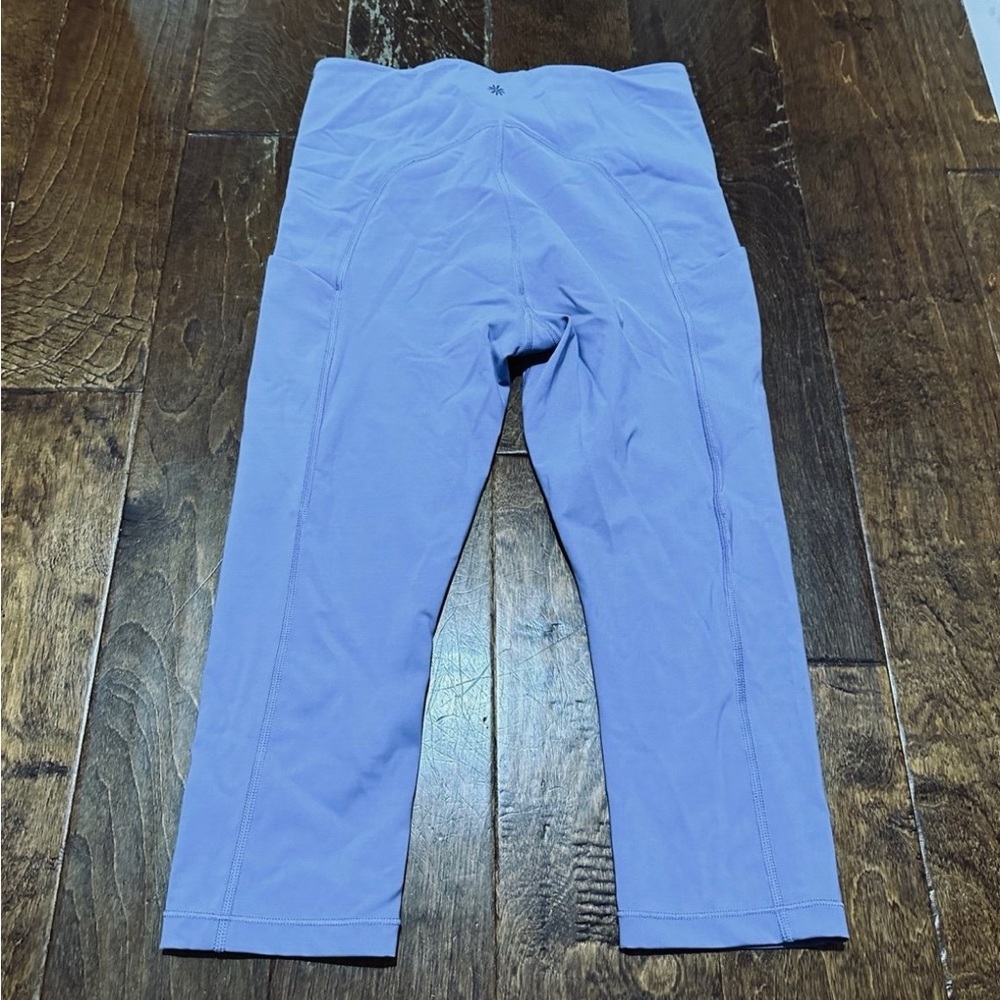 Athleta ultimate stash capri - Picture 6 of 8
